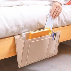 Storage bag with hanging pockets