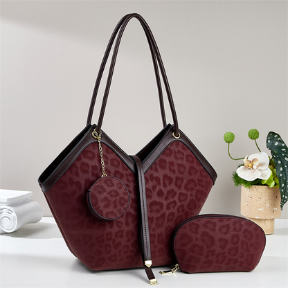 Chic Heart-Shaped Tote Bag with Leopard Pattern